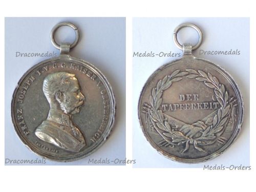 Austria Hungary WW1 Small Silver Tapferkeit Bravery Medal 2nd Class Kaiser Franz Joseph 1914 1916 by Tautenheyn Marked by the Vienna Mint