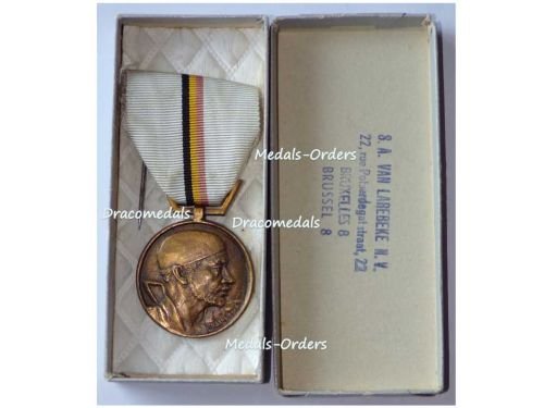 Belgium WW2 Medal of the National Belgian Movement Resistance Group Boxed by Van Larebeke