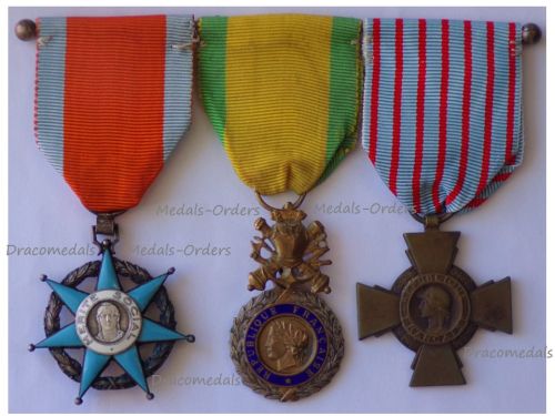 France WW2 Set of 3 Medals (Order of Social Merit Knight's Star, Valor & Discipline Medal & Combatants Cross)