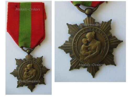 France WW1 Bronze Medal for the French Families 1920 by the Ministry of Hygiene