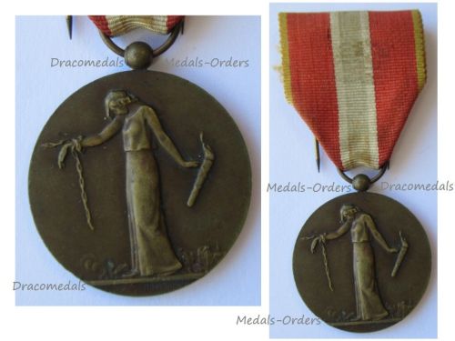 France WW1 Commemorative Medal for the Civilian Prisoners of War, Deportees and Hostages by Delannoy & the Paris Mint