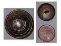 France WW1 Tunic Button for Officers of the Colonial Hunter Regiments by Bourdon