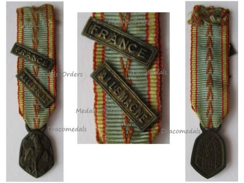 France WW2 Commemorative Medal 1939 1945 with 2 Clasps (Allemagne, France) MINI