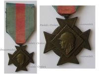 France WW2 Bronze Cross for Voluntary Services 2nd Type with Large Head by Delannoy