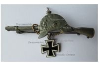 Germany WW1 Prussia Cap Badge Prussian Spiked Helmet Rifle Iron Cross with White Bordure