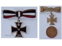 Germany WW1 Patriotic Cap Badge Iron Cross 1914 on Ladies Bow in the German Imperial Colors