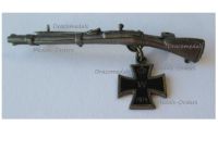 Germany WW1 Prussia Cap Badge Mauser Gewehr 98 Rifle Iron Cross 1914