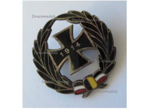 Germany WW1 Iron Cross EK1 1914 Cap Badge with Laurel Wreath and Bow Tie in the German & Austrian National Colors by Komerell