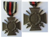 Germany WW1 Hindenburg Cross with Swords for Combatants Maker RV 29 Pforzheim