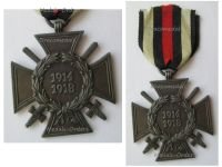 Germany WW1 Hindenburg Cross with Swords for Combatants Maker O13