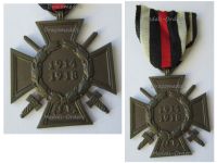 Germany WW1 Hindenburg Cross with Swords for Combatants Maker WK