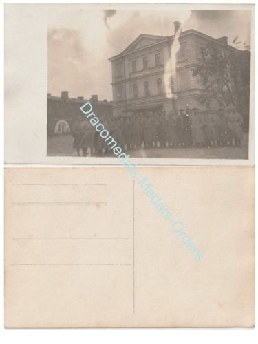 Germany WW1 Group Photo Soldiers, Pickelhaube Spiked Helmet Greatcoat