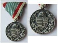 Hungary WW1 Commemorative Medal Pro Deo et Patria for Combatants in Bronze