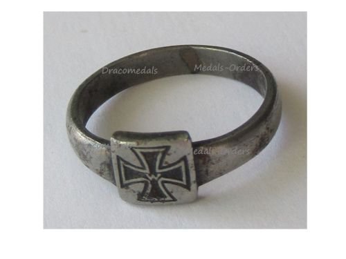 Germany WW1 Patriotic Ring with the Iron Cross EK1 1914, Gold Gab Ich  Fur Eisen (I Gave Gold for Iron)